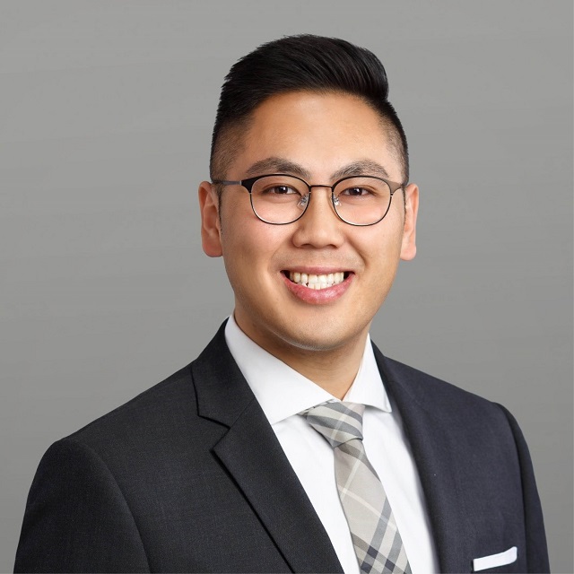 Simon Fong, Retail Broker, Calgary