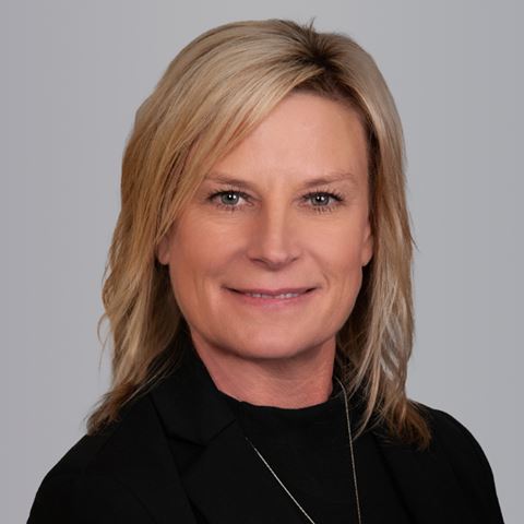 Jennifer McEntee | US | Cushman & Wakefield