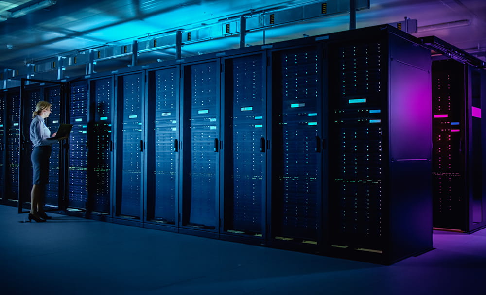032023datacenterarticlewebcard
