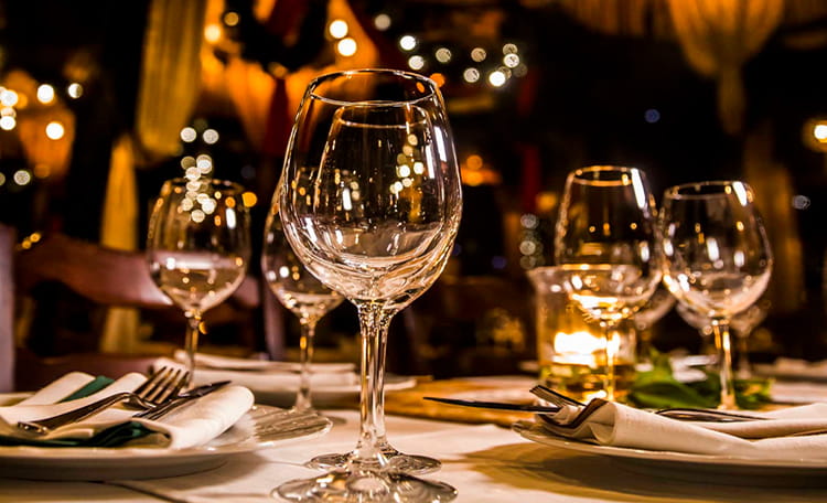 restaurant glasses
