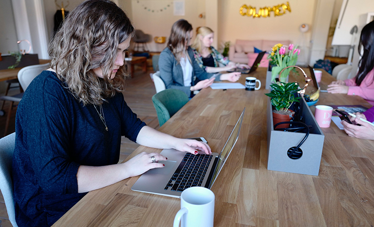 how-landlords-can-harness-the-corporate-co-working-trend