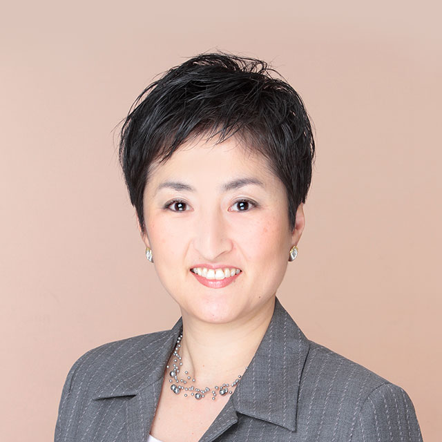 Yuko-Okayasu_Headshot_JP