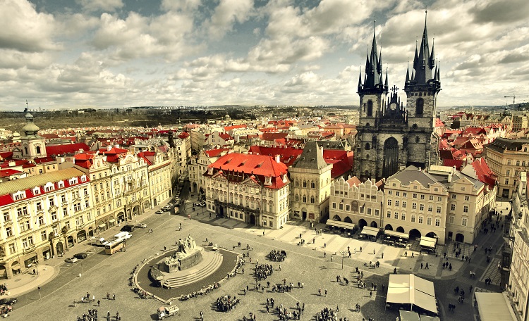 Czech Republic, Prague, Old Town Square, High Street