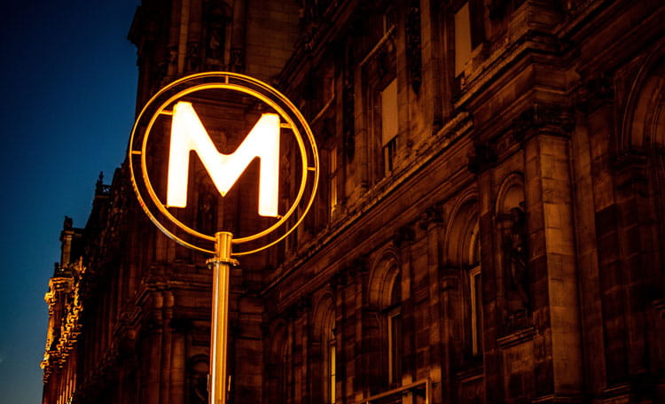 le Metro, Paris