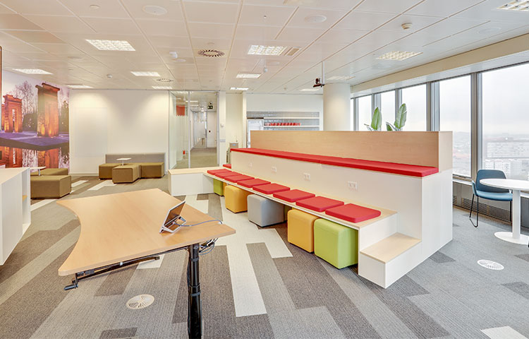 Red Hat | Spain | Cushman & Wakefield