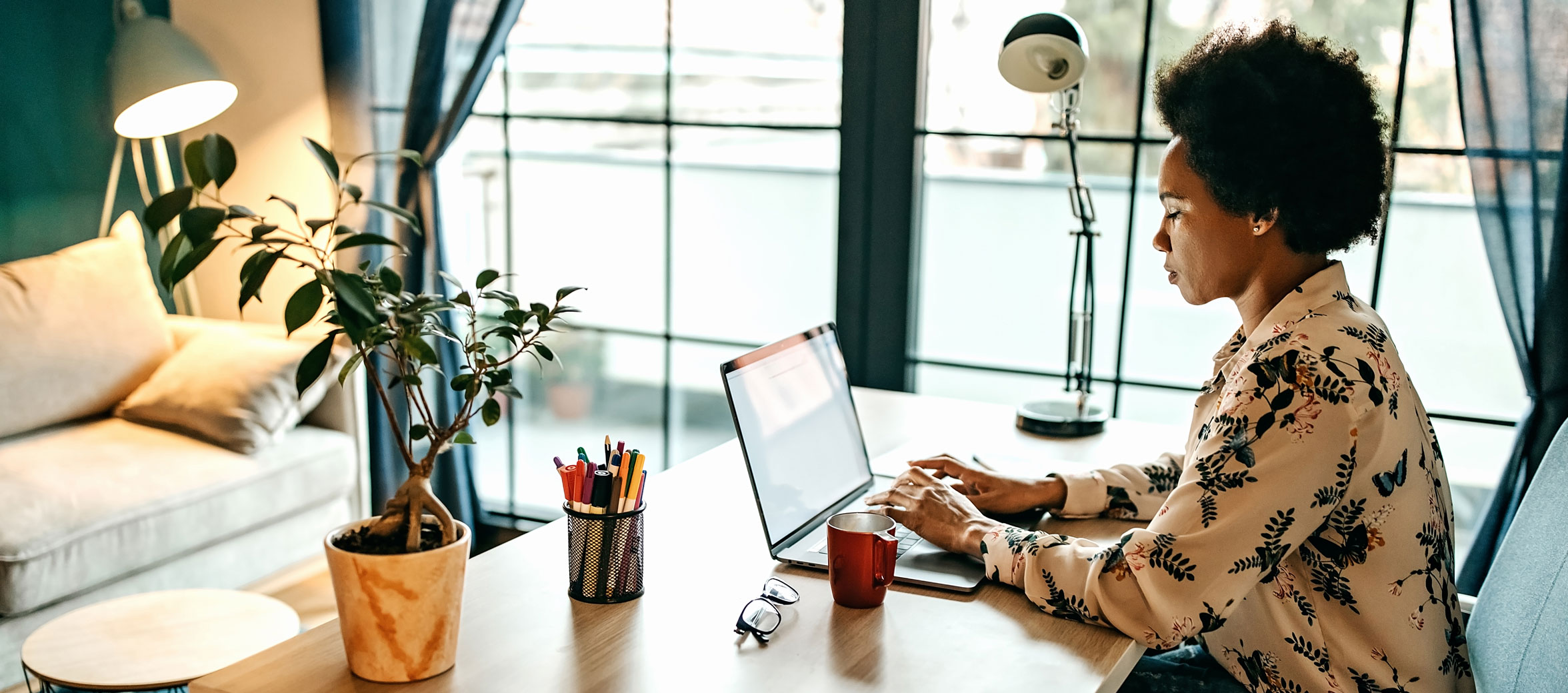 Woman on Laptop (image)