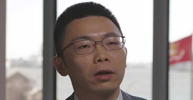Chris Yang (image)
