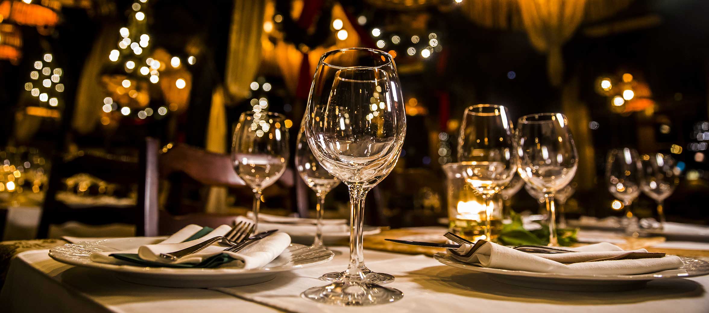 Restaurant glasses (image)