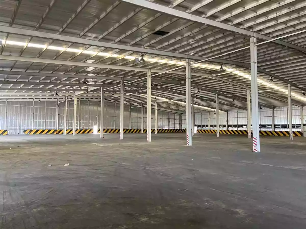 Factory and warehouse 5,040 sq.m for lease in Laemchabang Industrial Estate 