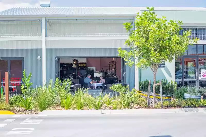 6 & 7/264 South Pine Road