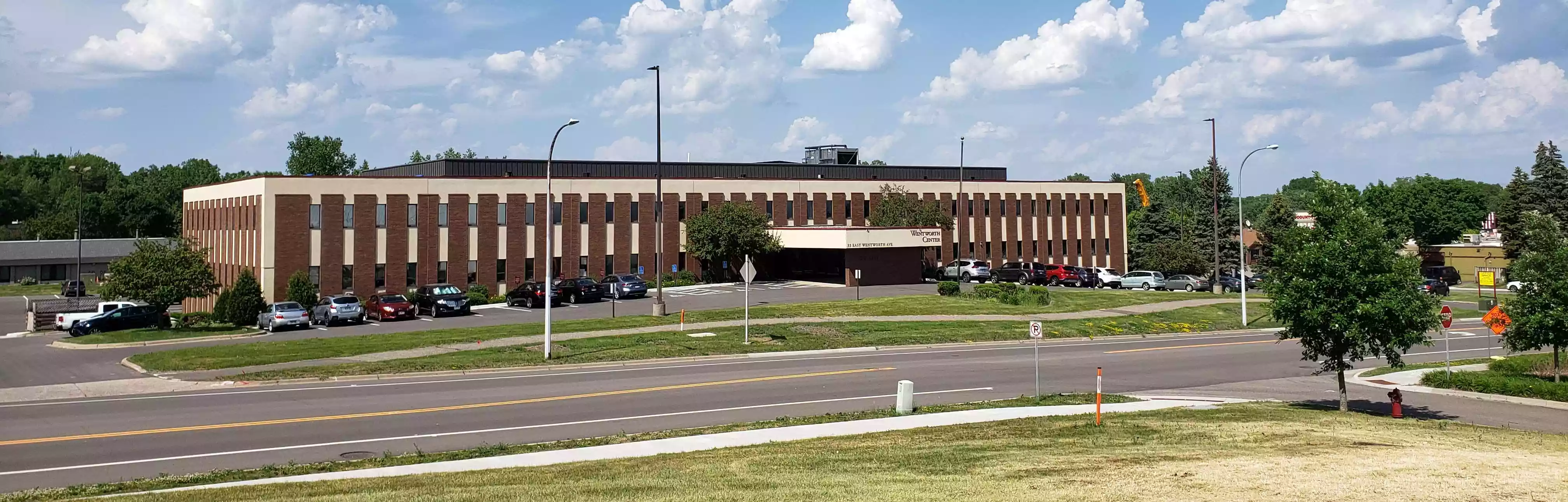 West Saint Paul - Office