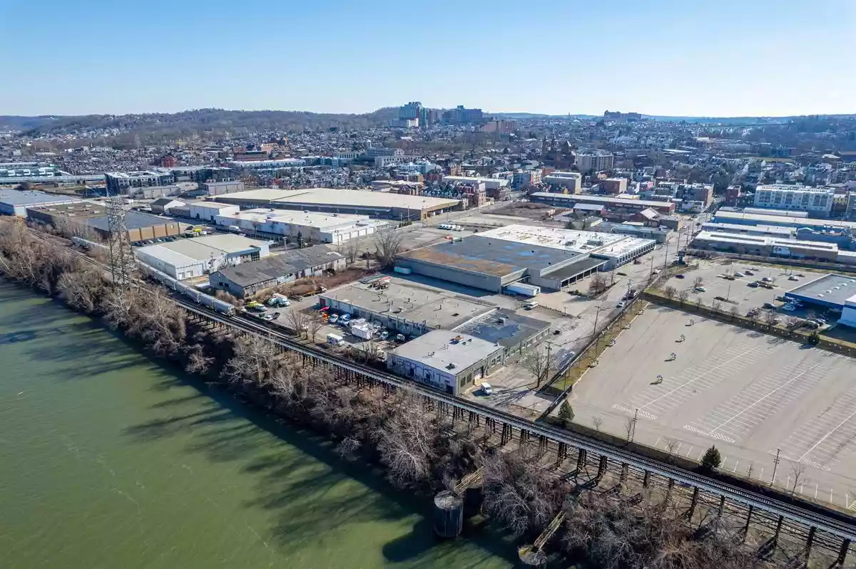 Pittsburgh - Warehouse/Distribution