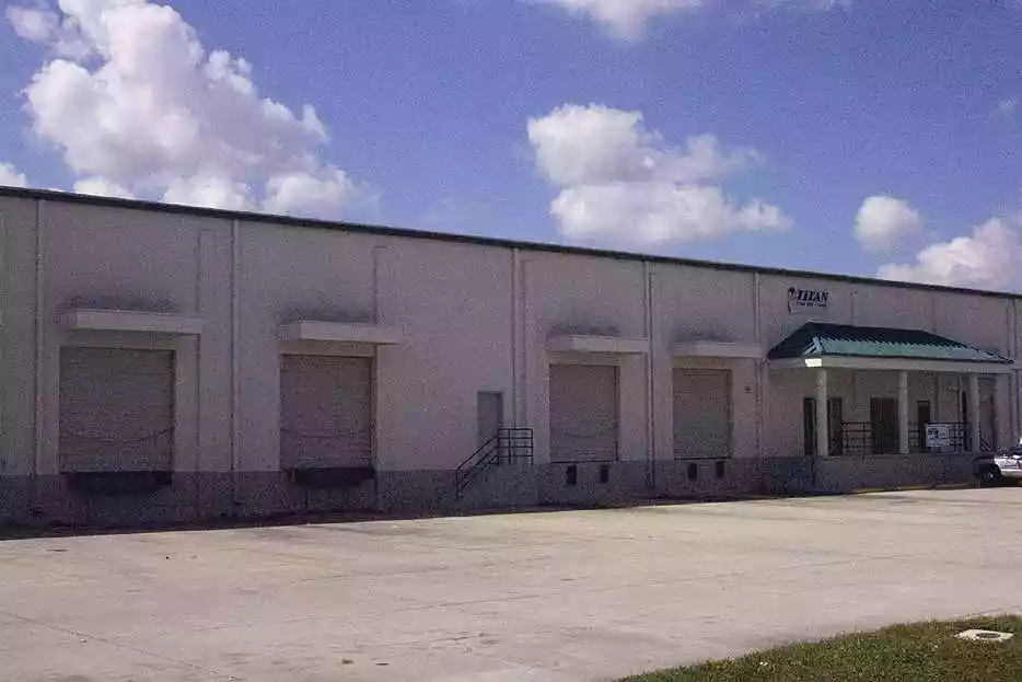 Tampa - Warehouse/Distribution