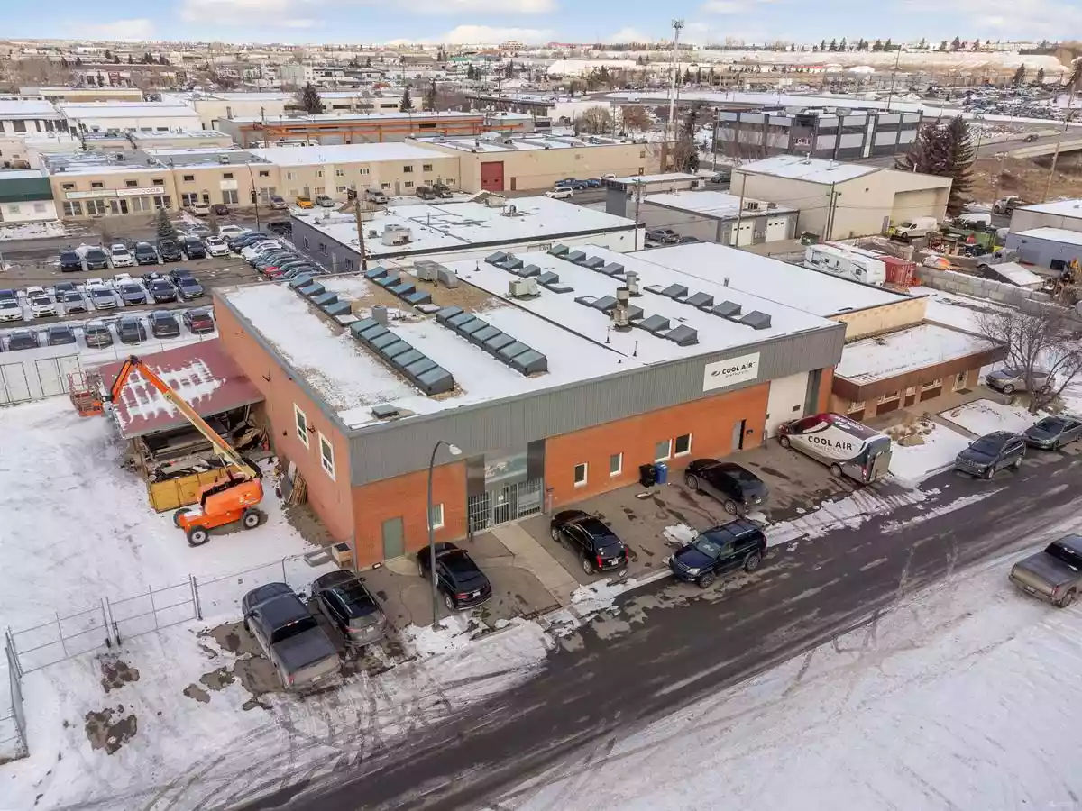 Calgary - Warehouse/Distribution