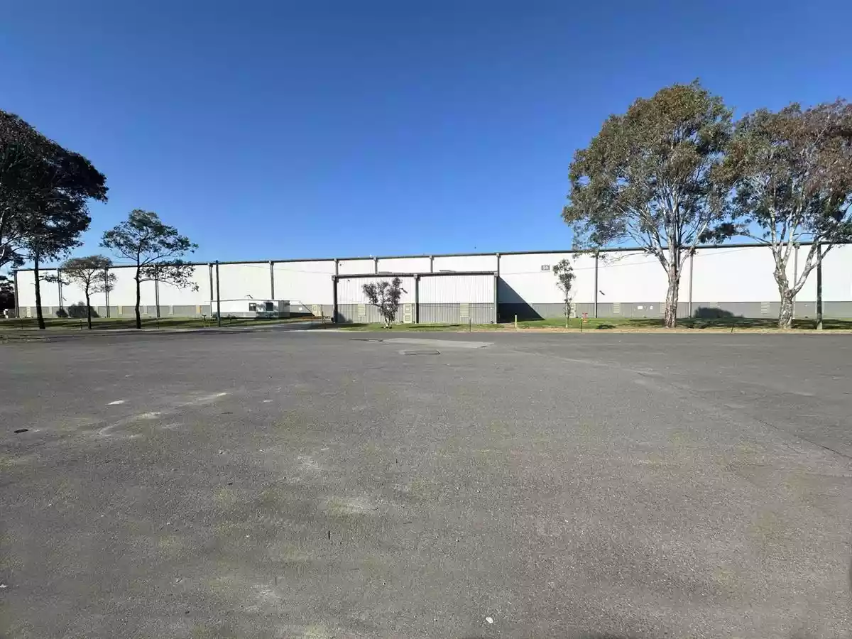 Warehouse 53 & 54/400 Moorebank Avenue