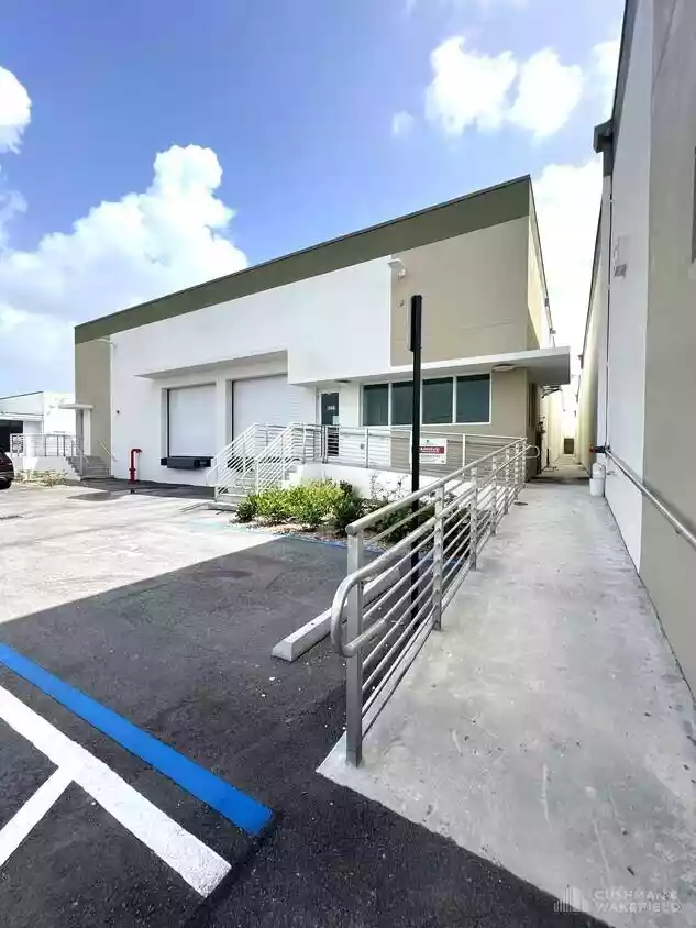 Hialeah - Warehouse/Distribution