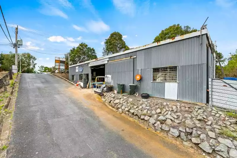 1/131 & 1152 Bunya Rd