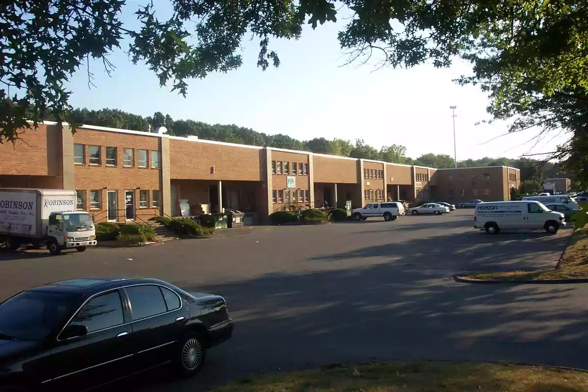 East Hartford - Warehouse/Distribution