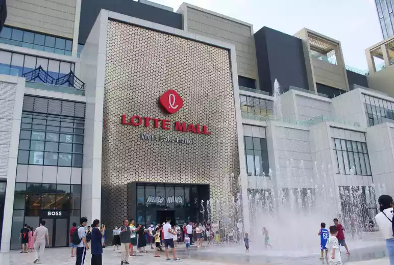 Lotte Mall Tay Ho Tay